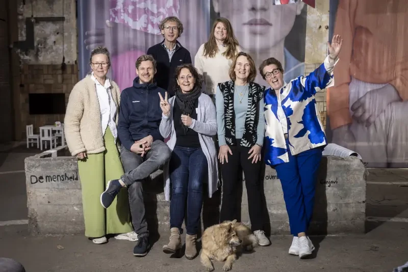 foto van alle leden van het Earth Charter team